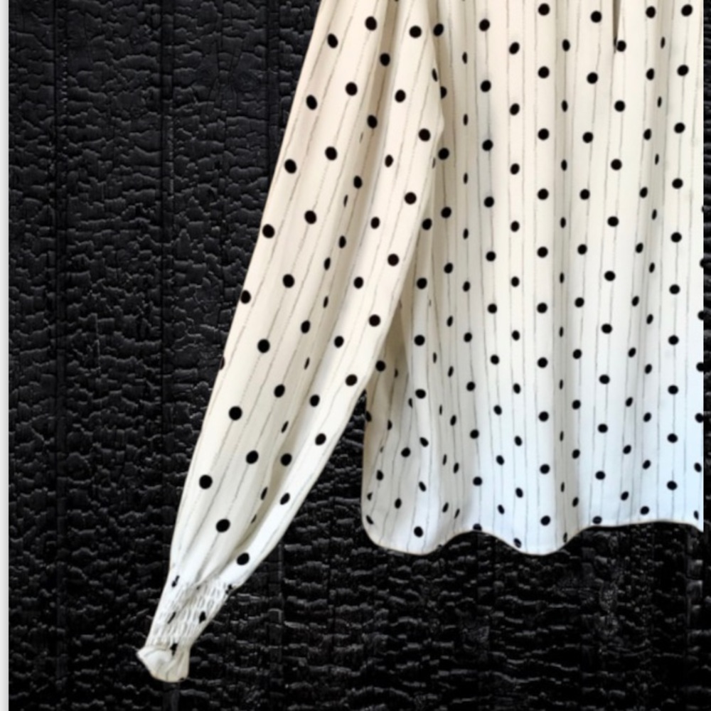 Carolina Belle Polka Dot Top Size Medium - Picture 4 of 8